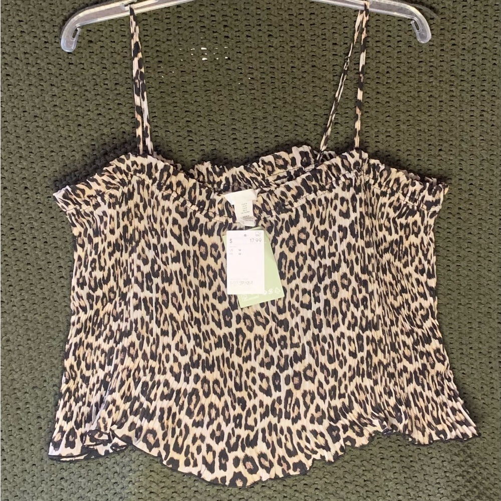 NWT H&M Women’s Chiffon Leopard Print Top, Straight-cut, Sleeveless; Size M